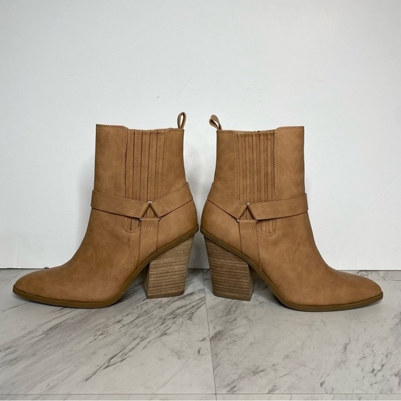 DV by Dolce Vita Nilano Light Brown Harness Heeled Bootie 9 1/2 - Picture 7 of 14